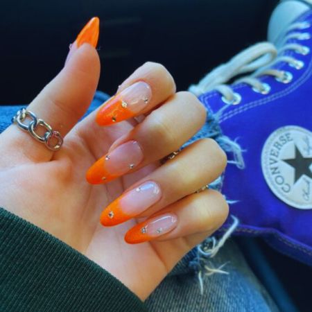 Orange-Drip-Nails