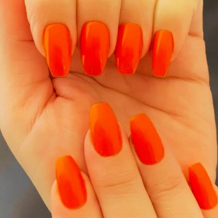 Plain-Neon-Orange-Nails